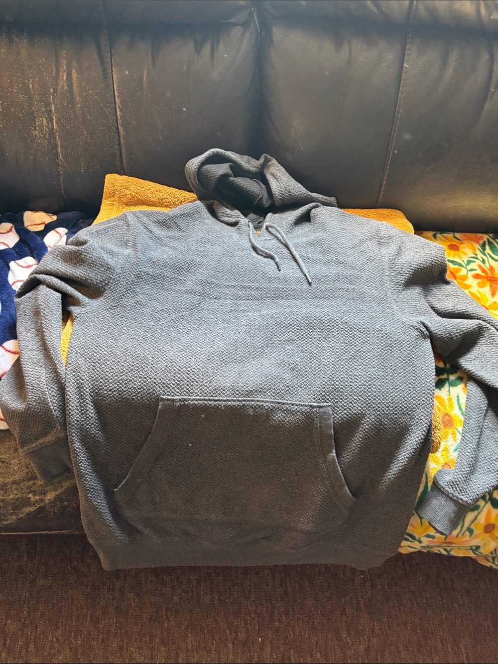 Men's Textured Hooded Pullover Sweatshirt - Gray